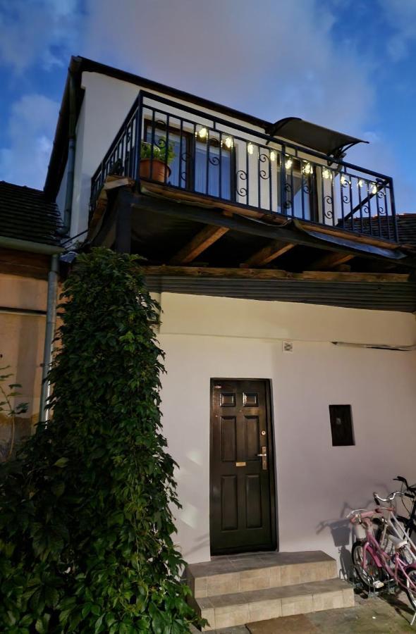 Schmidt Apartman Miskolc Belvarosaban Exterior foto