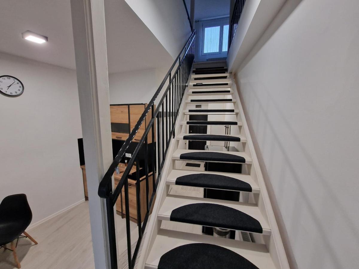 Schmidt Apartman Miskolc Belvarosaban Exterior foto